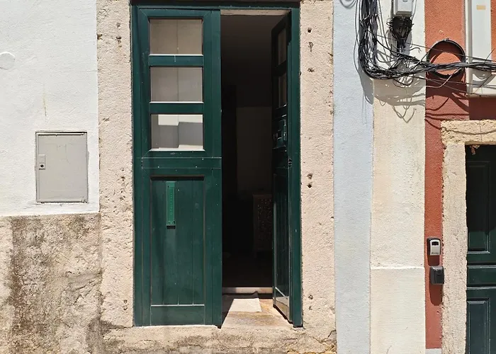 Cabral 48 Апартаменты Лиссабон